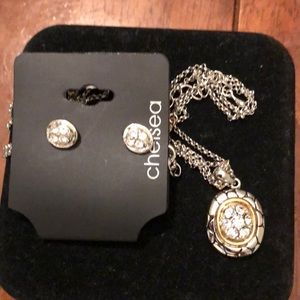Necklace and earring set- brand new